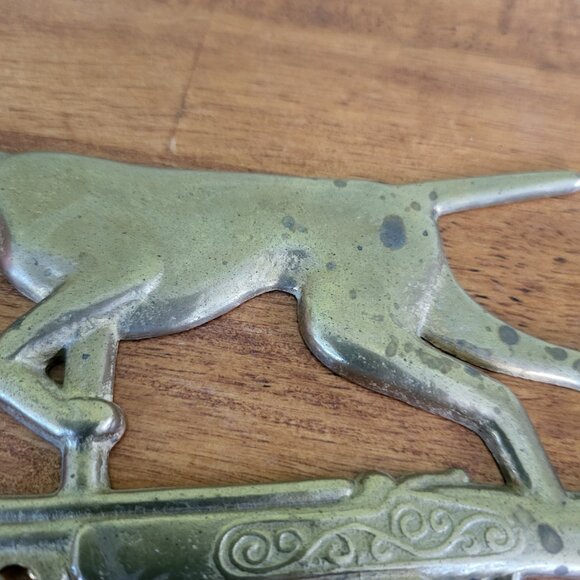 Vintage Brass Key Holder Keychain Hunting Dog Hunting Passion Hound Dog Decor T7 - Picture 6 of 9